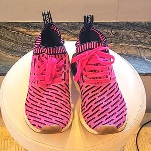 Adidas NMD Boost shoes pink and black white  3 stripes die weltmark